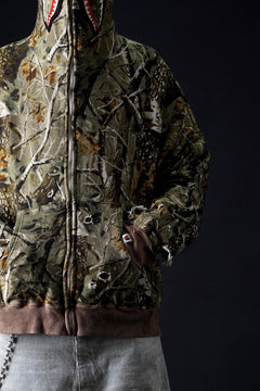 画像をギャラリービューアに読み込む, SAINT Mxxxxxx × A BATHING APE® ZIP HOODIE (CAMO)