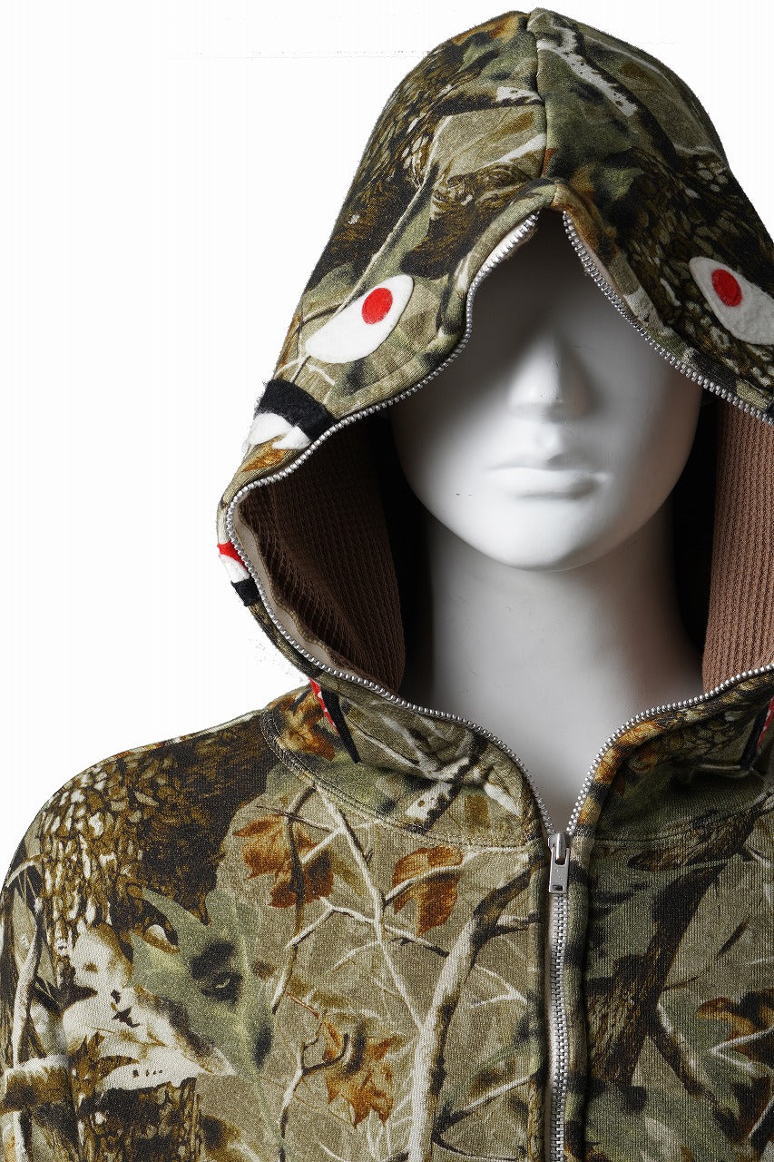 画像をギャラリービューアに読み込む, SAINT Mxxxxxx × A BATHING APE® ZIP HOODIE (CAMO)
