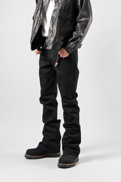 画像をギャラリービューアに読み込む, SAINT Mxxxxxx BLACK FLARE DENIM PANTS / FLARE (BLACK)