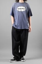 Load image into Gallery viewer, SAINT Mxxxxxx SS T-SHIRT / SAINT MXX (NAVY)