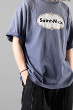 Load image into Gallery viewer, SAINT Mxxxxxx SS T-SHIRT / SAINT MXX (NAVY)
