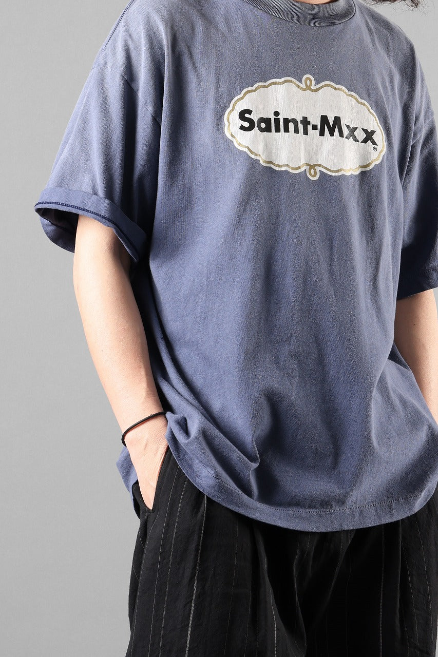 Load image into Gallery viewer, SAINT Mxxxxxx SS T-SHIRT / SAINT MXX (NAVY)