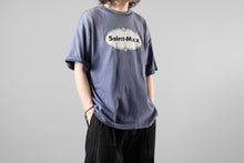 Load image into Gallery viewer, SAINT Mxxxxxx SS T-SHIRT / SAINT MXX (NAVY)