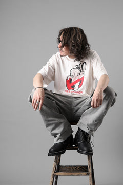 Load image into Gallery viewer, SAINT Mxxxxxx SS TEE / SAINT HORROR (WHITE)