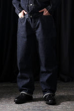 Load image into Gallery viewer, FULLCOUNT 0105W Wide Jeans / 13.7oz Zimbabwe Selvedge Denim (INDIGO BLUE / ONE WASHED)