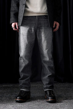 Load image into Gallery viewer, FULLCOUNT "Dartford" 1101BKSSHW Straight Jeans / 11.5oz Zimbabwe Selvedge Denim (BLACK / VINTAGE FADED)