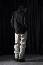 Load image into Gallery viewer, FULLCOUNT SELVEDGE CHAMBRAY (BLACK)