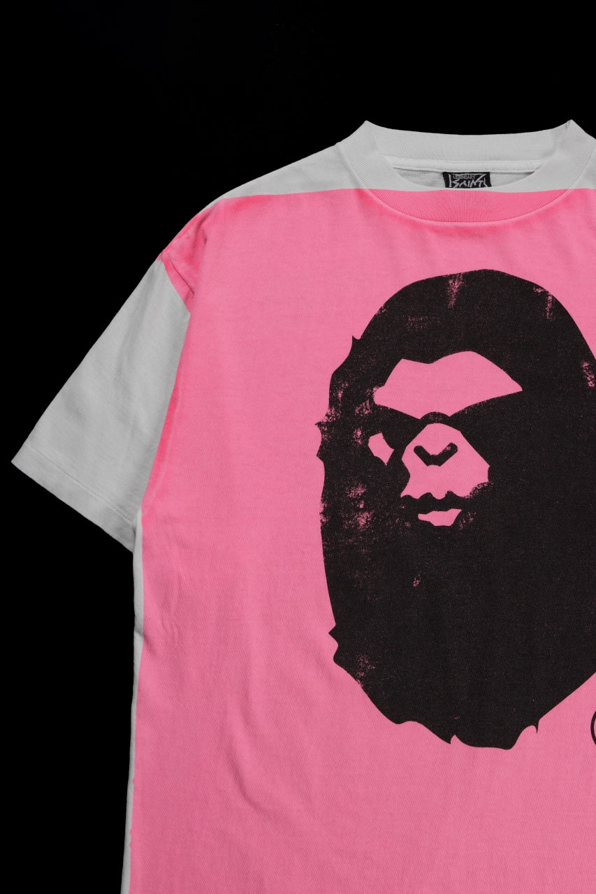 SAINT Mxxxxxx × A BATHING APE® SS TEE / HAND PRINT (WHITE+PINK)
