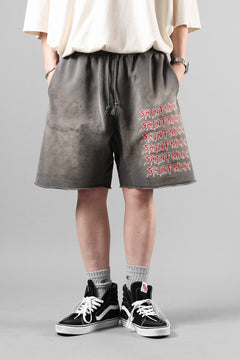 Load image into Gallery viewer, SAINT Mxxxxxx SWEAT SHORTS / SAINT MXX (CHARCOAL)
