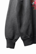 画像をギャラリービューアに読み込む, SAINT Mxxxxxx TRS CREW NECK SWEAT / LIPS &amp; TONGUE (BLACK)
