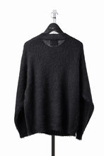 Load image into Gallery viewer, SAINT Mxxxxxx TRS CREW NECK KNIT / LIPS &amp; TONGUE (BLACK)