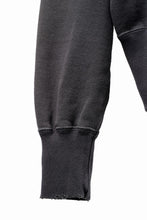 Load image into Gallery viewer, FULLCOUNT "LIL' BIT" FADING SWEAT SHIRT / ORIGINAL CIRCULAR FLEECE (BLACK)