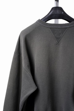 Load image into Gallery viewer, FULLCOUNT "LIL' BIT" FADING SWEAT SHIRT / ORIGINAL CIRCULAR FLEECE (BLACK)