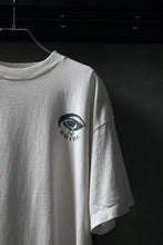 画像をギャラリービューアに読み込む, SAINT Mxxxxxx SS TEE / EYE (WHITE)