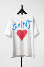 画像をギャラリービューアに読み込む, SAINT Mxxxxxx SS T-SHIRT / DEEP (WHITE)
