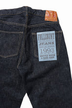 Load image into Gallery viewer, FULLCOUNT 0105XXW Wide Jeans / 15.5oz Zimbabwe Selvedge Denim (INDIGO BLUE / ONE WASHED)