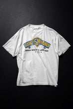 Load image into Gallery viewer, SAINT Mxxxxxx SS TEE / SAINT WORLD (WHITE)