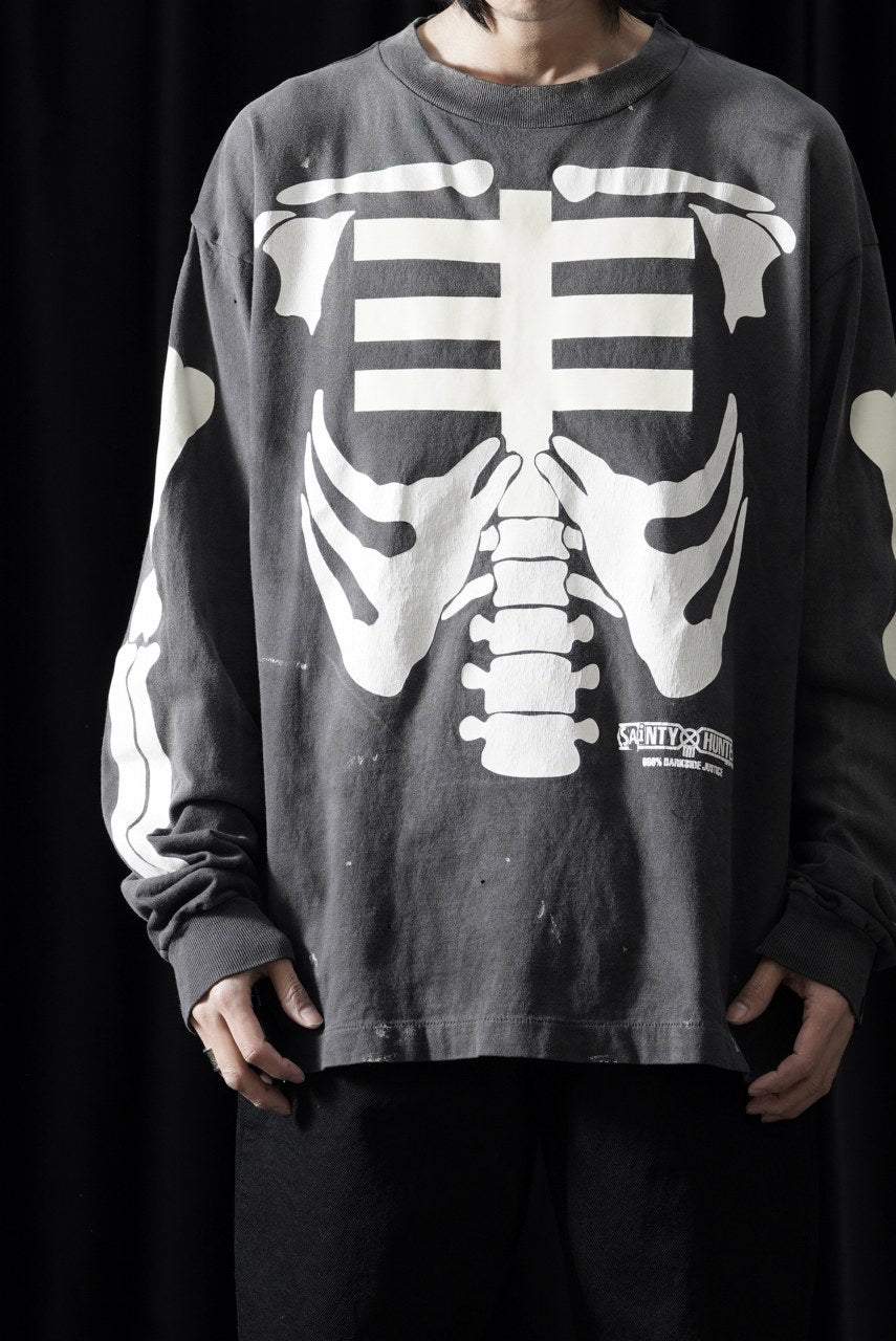 画像をギャラリービューアに読み込む, SAINT Mxxxxxx x BOUNTY HUNTER LS T-SHIRT / BONE (BLACK)