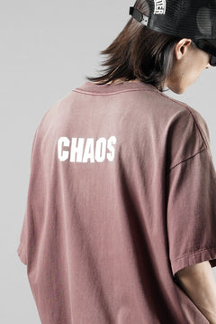 Load image into Gallery viewer, SAINT Mxxxxxx SS T-SHIRT / SAINT MXX (BURGUNDY)