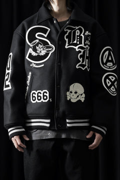 画像をギャラリービューアに読み込む, SAINT Mxxxxxx x BOUNTY HUNTER VARSITY JACKET / SAINTY HUNTER (BLACK)