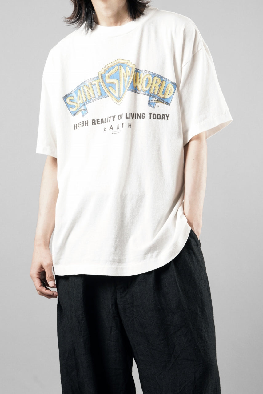 Load image into Gallery viewer, SAINT Mxxxxxx SS TEE / SAINT WORLD (WHITE)