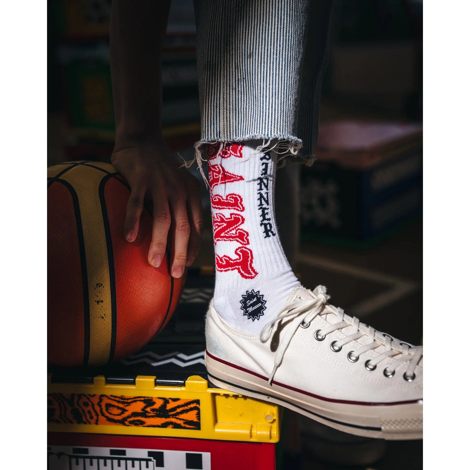Load image into Gallery viewer, SAINT Mxxxxxx SOCKS / SAINT (WHITE+RED)